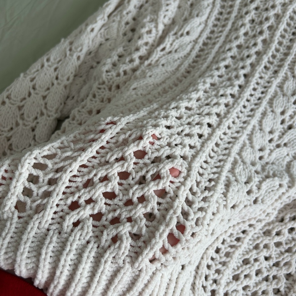 Forever 21 Cream Knit Sweater - Picture 3 of 7